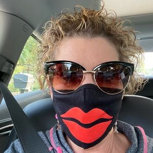 Meet your Posher, Anne